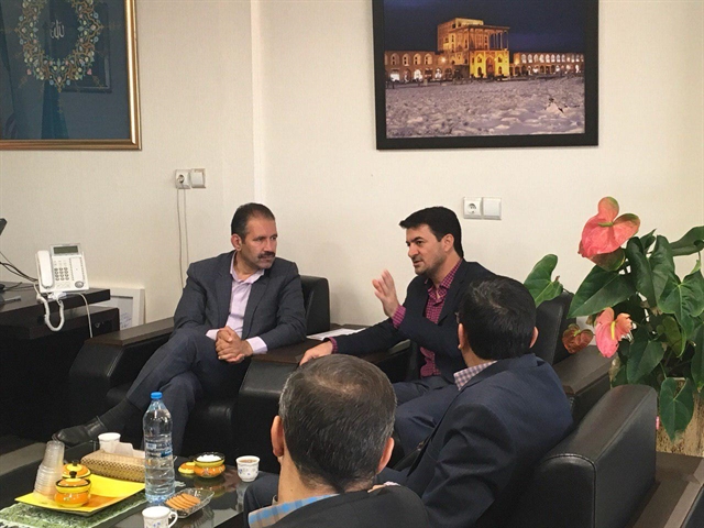 حمایت از مددجویان کمیته امداد امام خمینی(ره) اصفهان در حوزه صنایع‌دستی