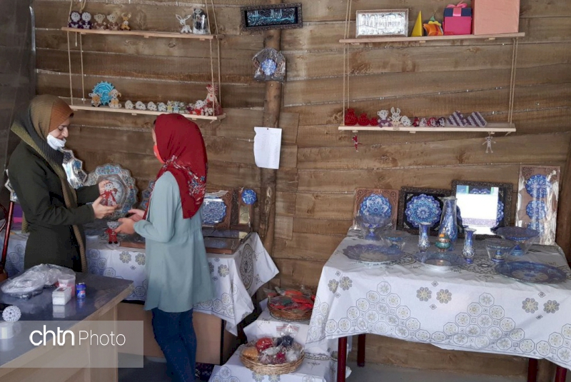 برگزاری نمایشگاه صنایع‌دستی شهرستان فریدن